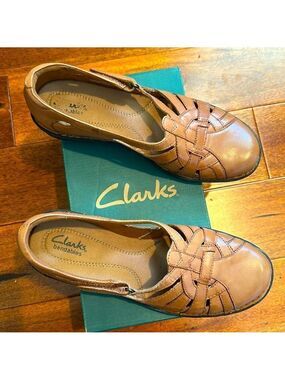 Clarks Bendable Loafer